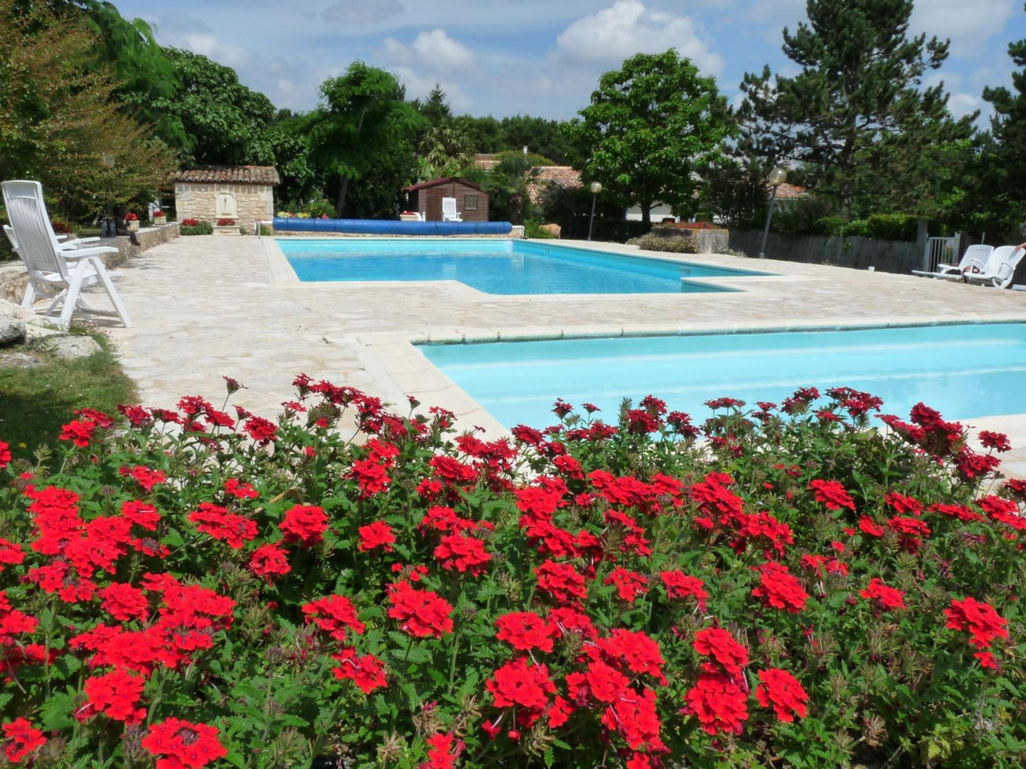 Gites Chez Belliveau Meursac Exterior photo