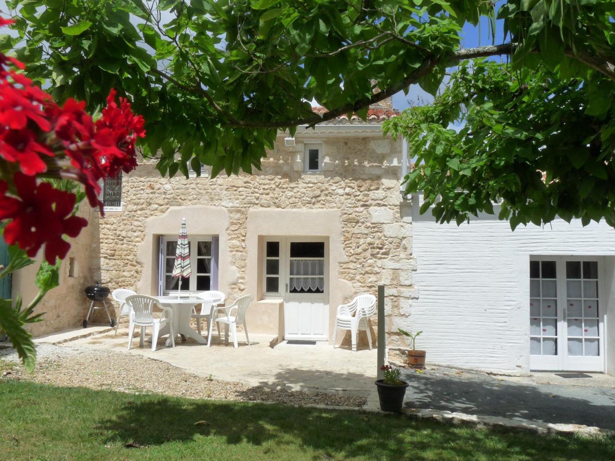 Gites Chez Belliveau Meursac Exterior photo